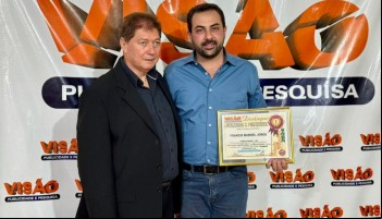 engenheiro-recebe-titulo-de-reconhecimento-profissional-pelo-4o-ano